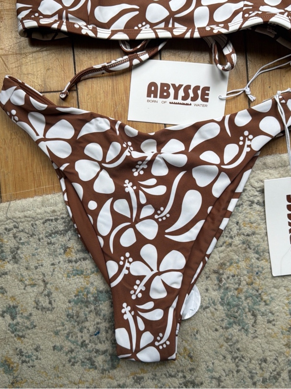 Abysse Brown & White Floral Bikini Set - Picture 3 of 8